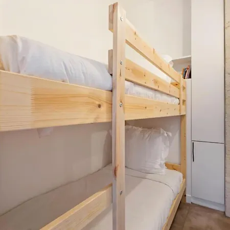 Contemporary & Comfortable 2 Bedroom In * Paris